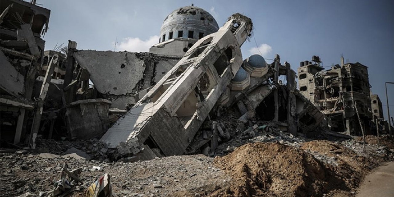 İsrail Gazze'deki kültürel mirasları bir bir yok ediyor