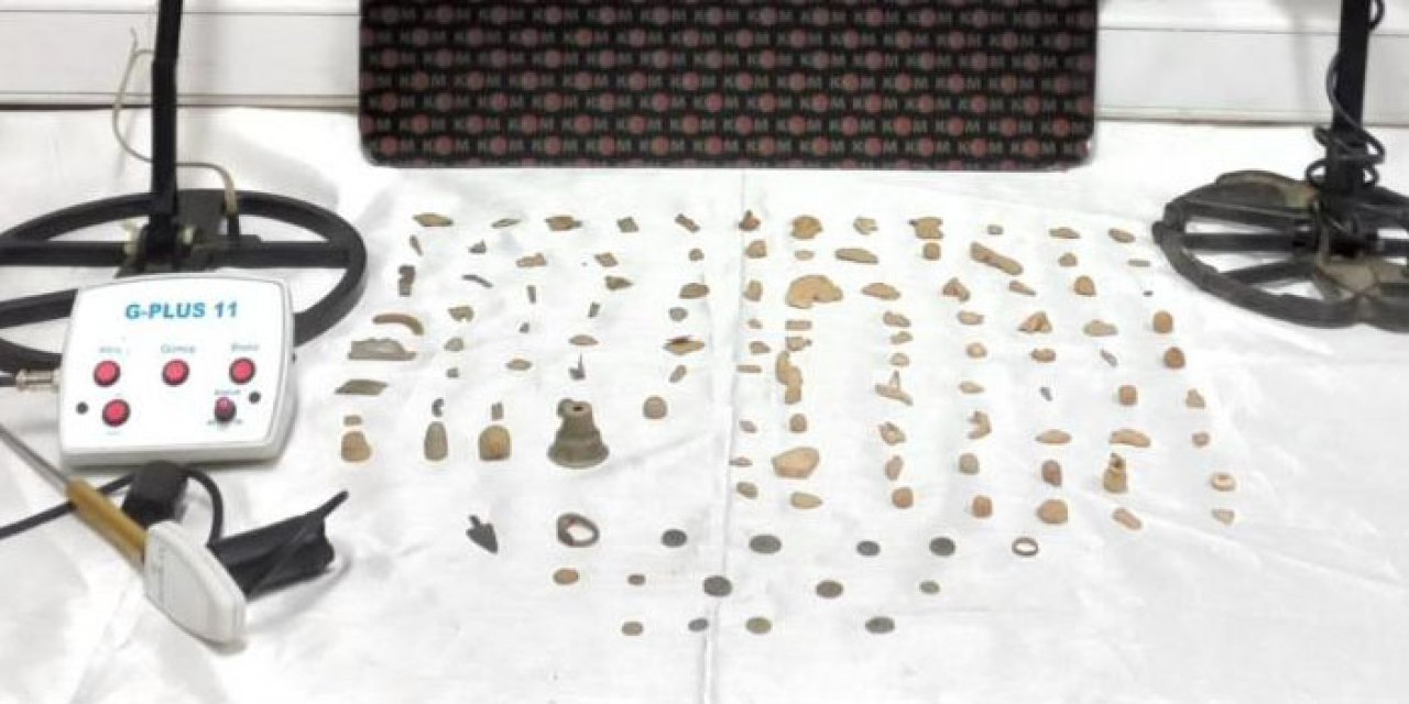 İzmir'de tarihi eser operasyonu: 2 gözaltı