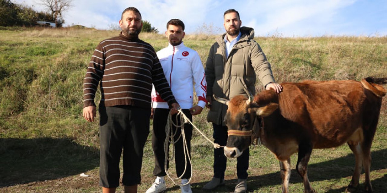 Oğlu için ineğini sattı oğlu katıldığı şampiyonadan Avrupa 3'üncüsü olarak döndü