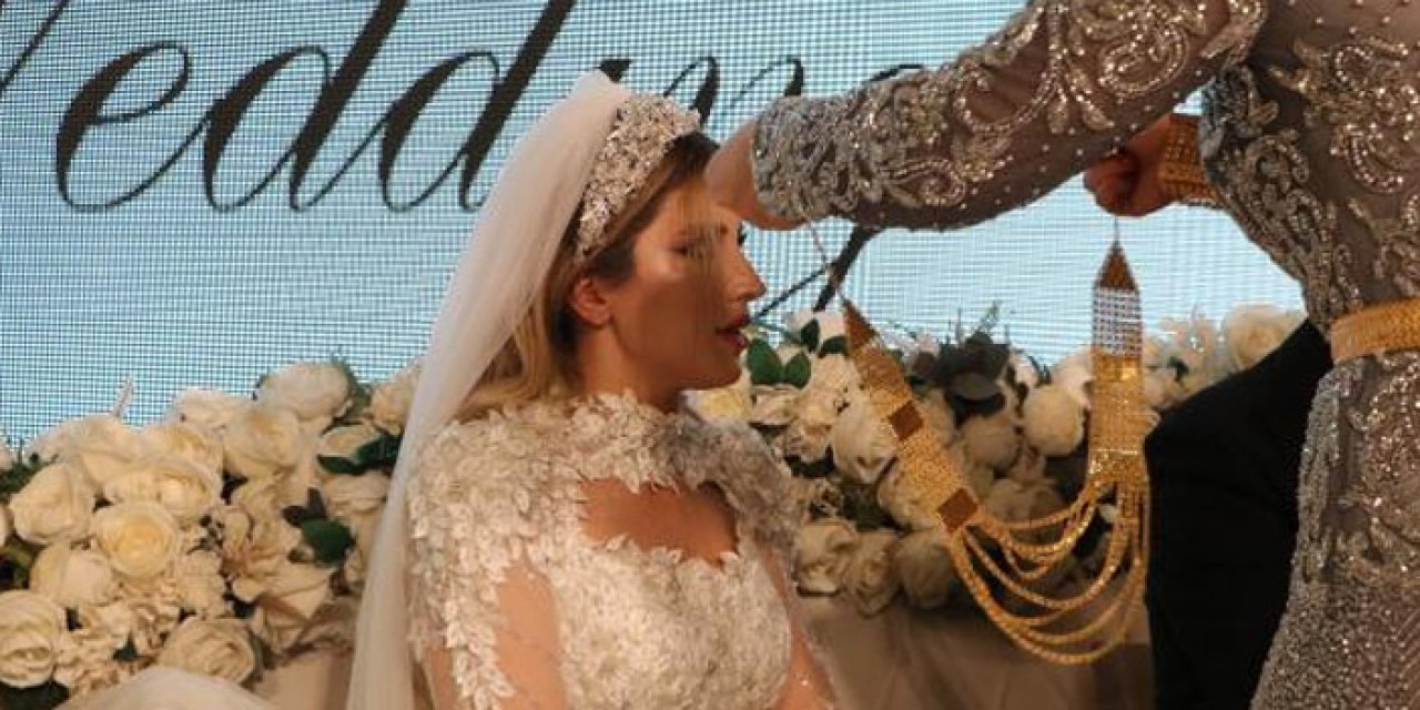 Şanlıurfa’da gelin takılan altınların ağırlığından yürüyemedi