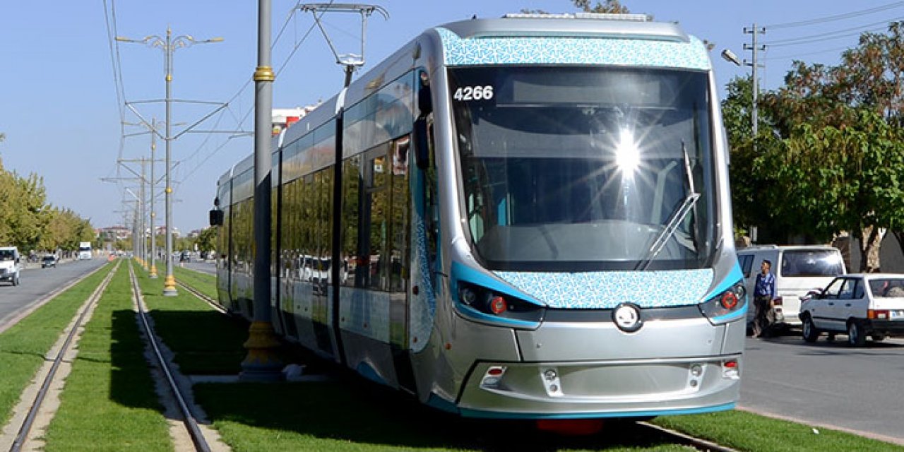 İzmir'in ulaşımını rahatlatıyor: İşte bütün tramvay durakları!