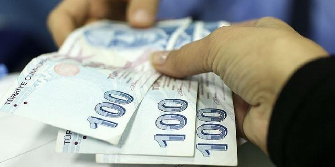 Çalışan emekliye 5 bin lira ikramiye ödemesi için 2 tarihe dikkat