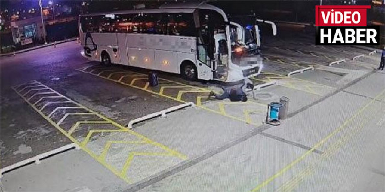 Otobüs terminalinde muavin yolcuyu yere yatırıp darbetti