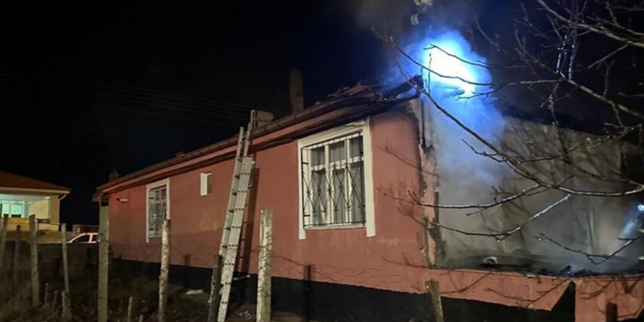 Konya'da evde çıkan yangın maddi hasara yol açtı