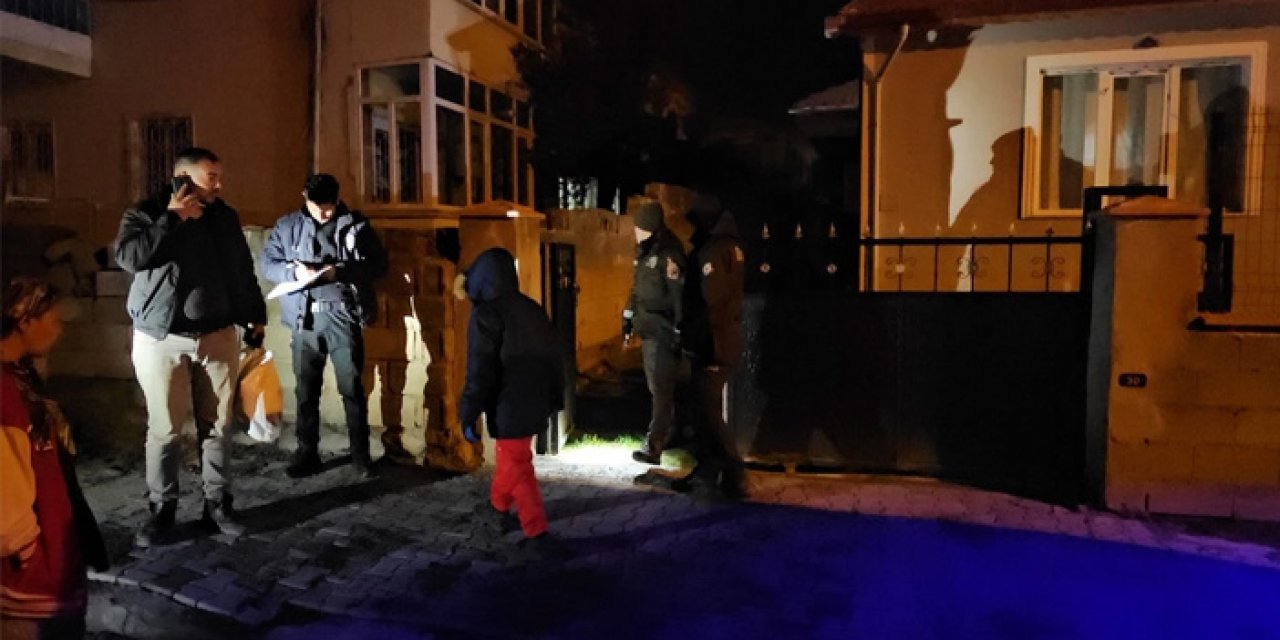 Düştüğü banyoda üç gün mahsur kaldı! Ekipler kurtardı