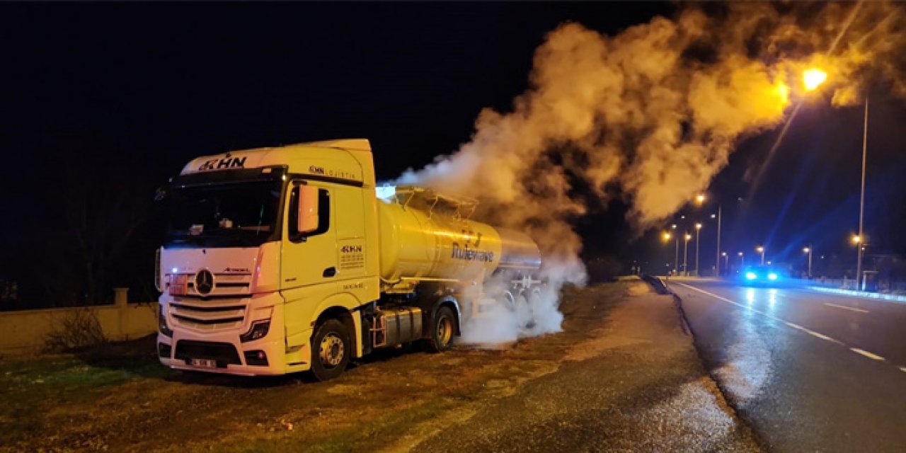 Bolu'da kimyasal madde yüklü TIR'da sızıntı meydana geldi