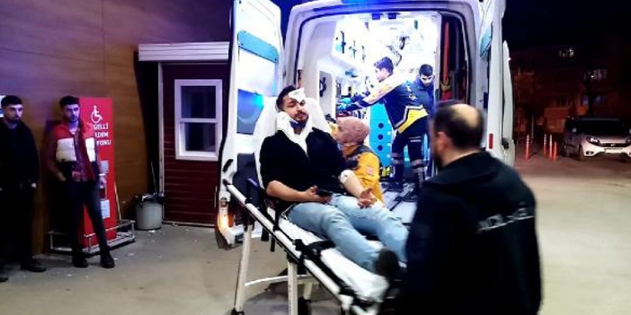 İki otomobil çarpıştı: 5 yaralı