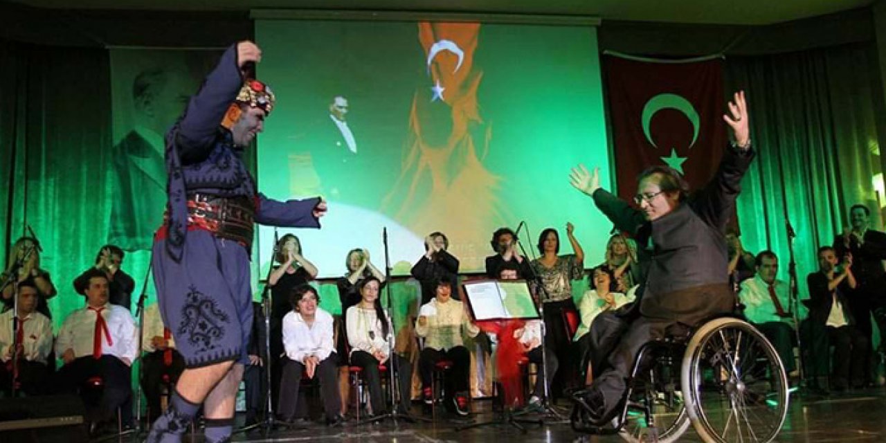 İzmir’de duygulandıran olay: Engelleri aştı engelli öğrencilerini yetiştiriyor