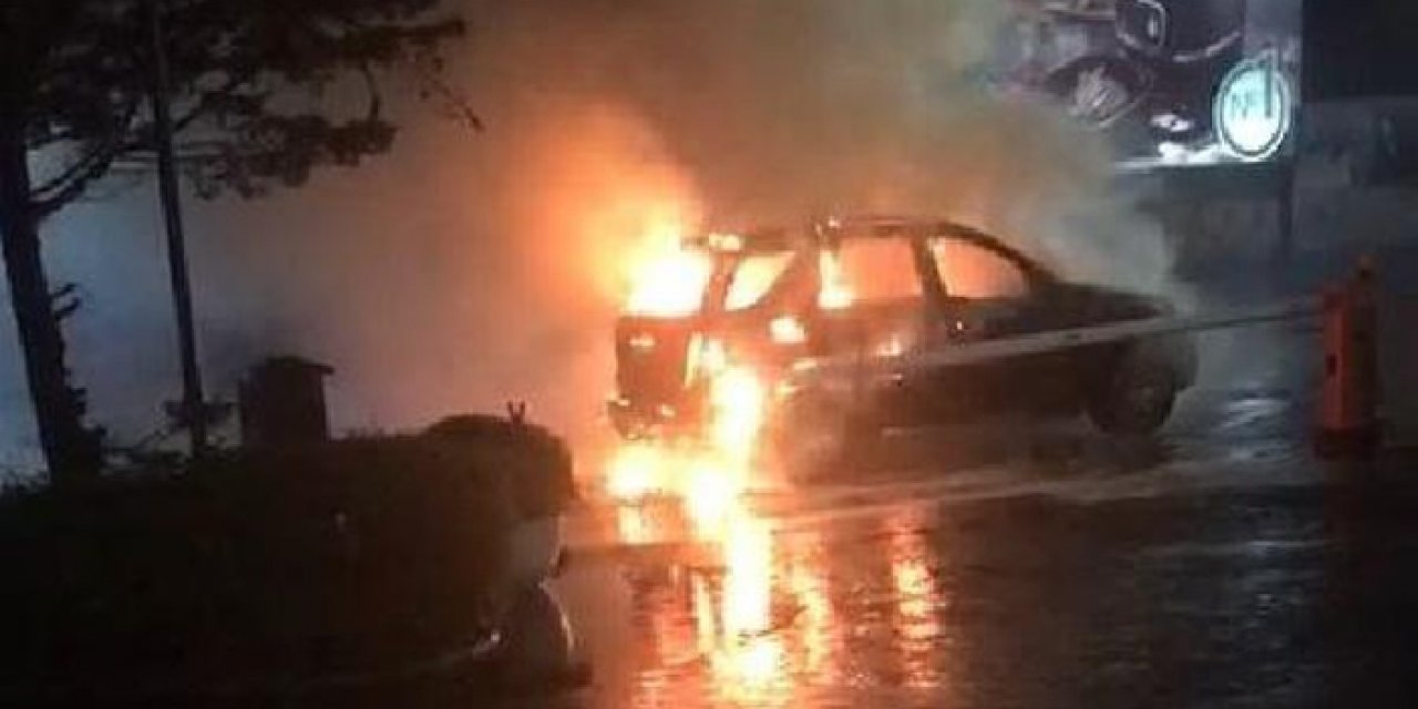 İstanbul’da park halindeki lüks cip alev aldı