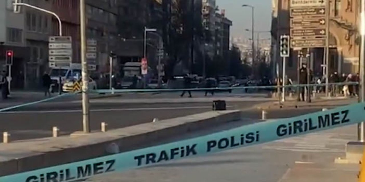 Ulus'ta bomba paniği: Yol trafiğe kapatıldı