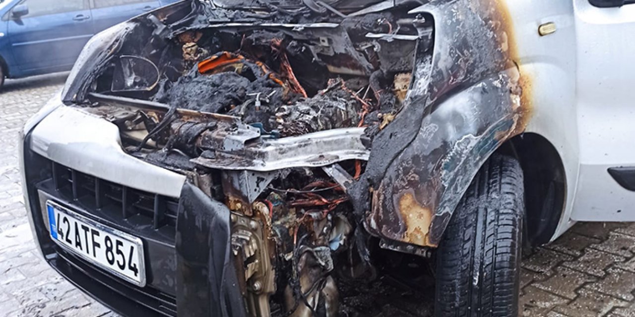 Konya'da korkutan yangın: Bir anda alev aldı!