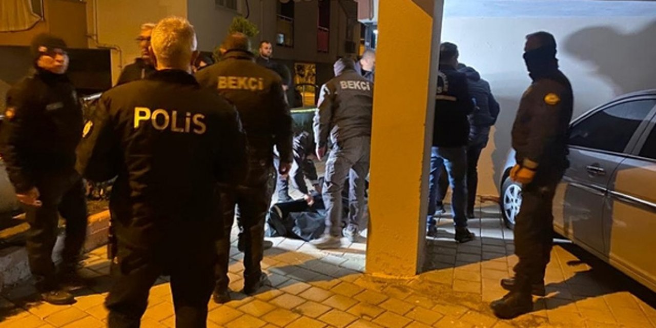 Evinin önünde silahlı saldırıya uğradı: Hayatını kaybetti