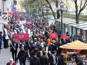 STK’lı Gençlerden "evet" yürüyüşü