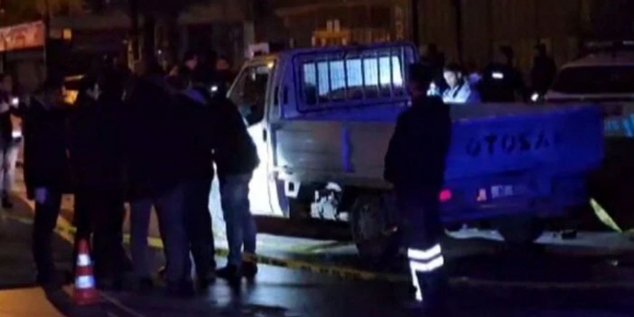 Sokak ortasında arabada infaz edildi