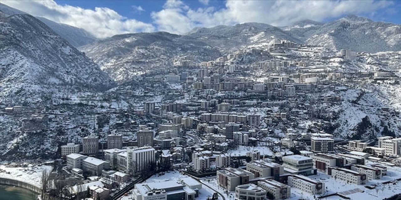 Eğitime kar engeli! Birçok ilde eğitime ara verildi