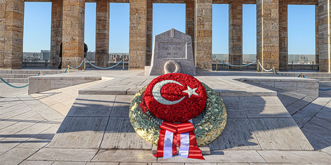 İsmet İnönü mezarı başında anıldı