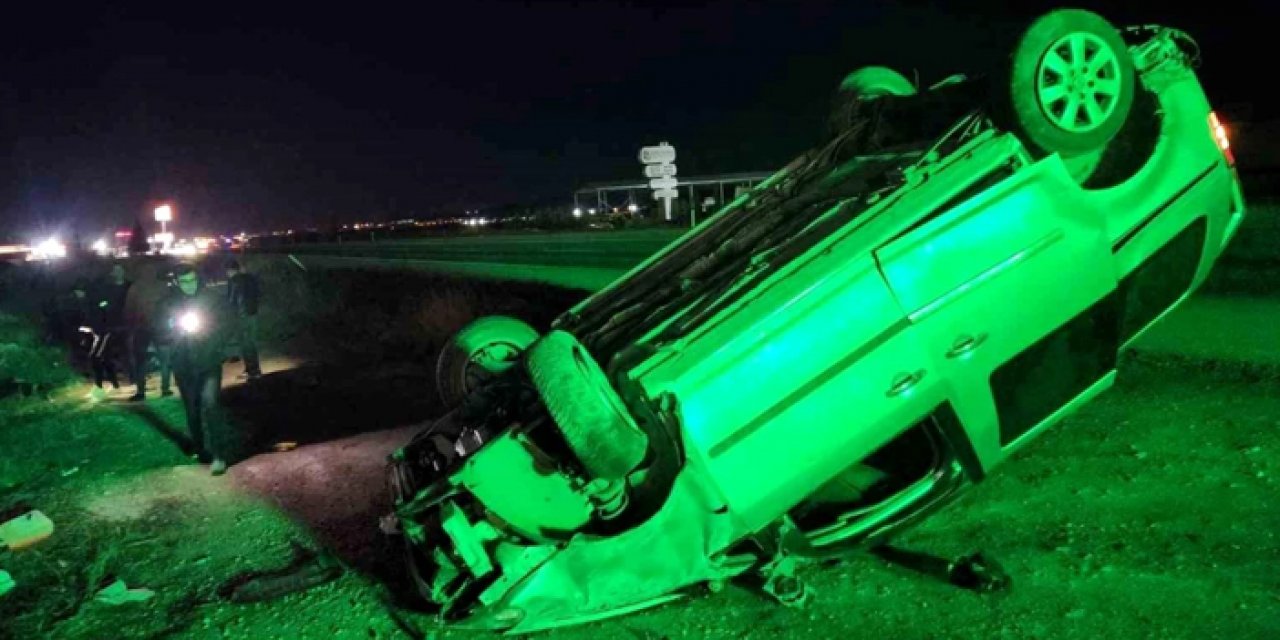 Konya'da feci kaza: Araba takla attı, 2 kişi yaralandı