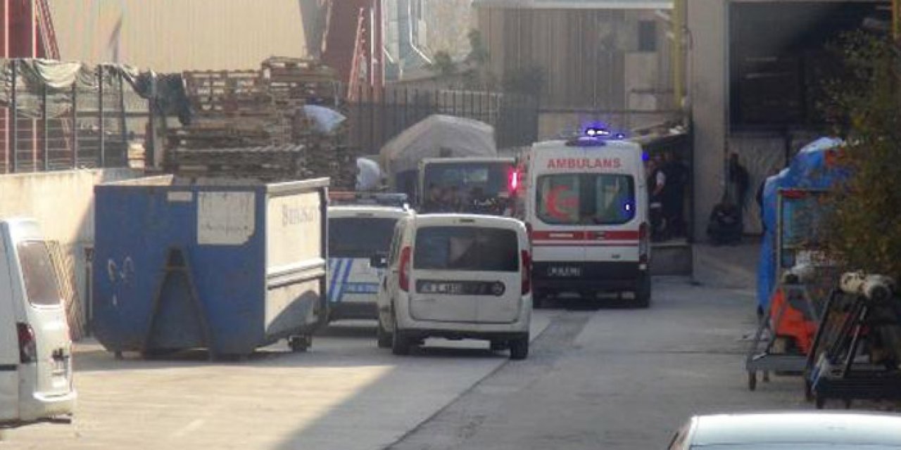 Yük asansörü ile duvar arasında sıkıştı: Feci şekilde can verdi