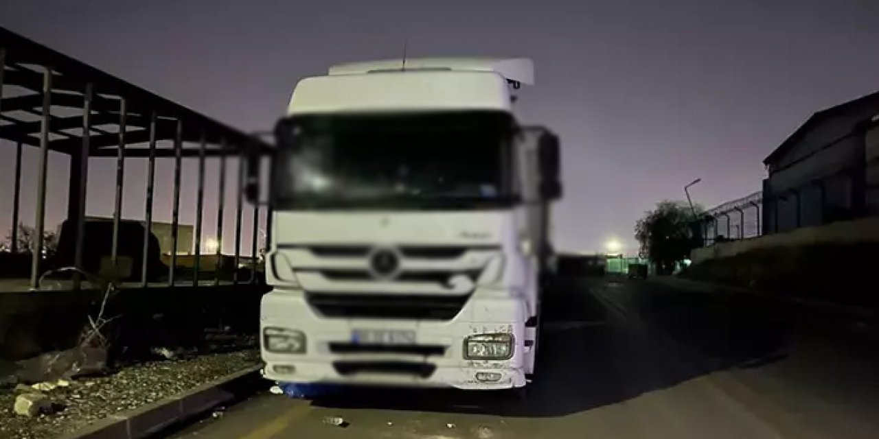 Manisa'da kahreden olay: Tır şoförü dorsede intihar etti!