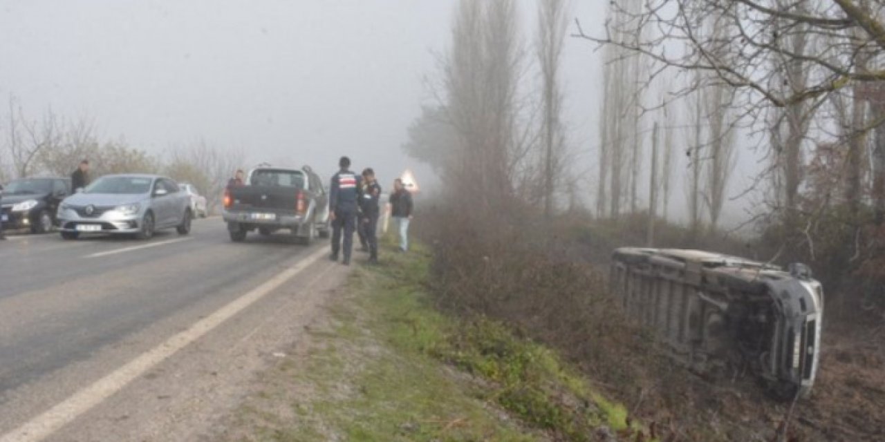 Manisa'da yolcu minibüsü devrildi: 16 yaralı
