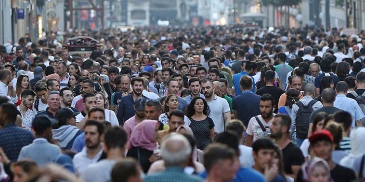 İzmir göç kenti mi oldu? Emekliler en çok bu ilçeleri seçti