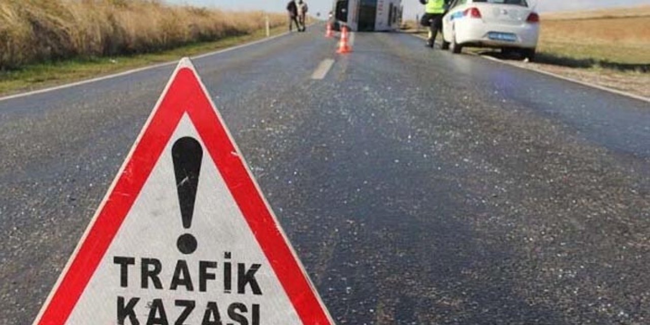 İzmir’de korkunç kaza! Kafa kafaya çarpıştılar