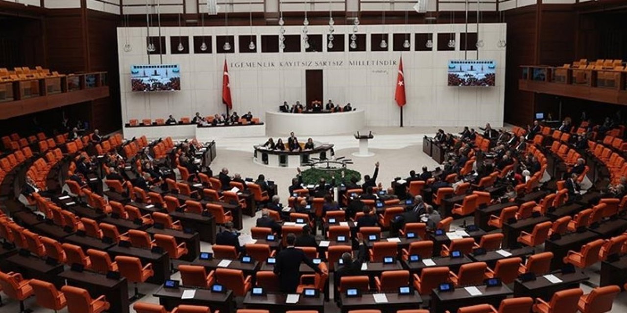 Milletvekili maaşı ne kadar oldu? Milletvekili maaşı kaç lira? 2024 Milletvekili ne kadar kazanıyor?