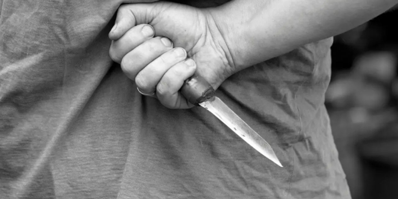 Manisa'da kanlı kavga: 14 yerinden bıçaklandı!