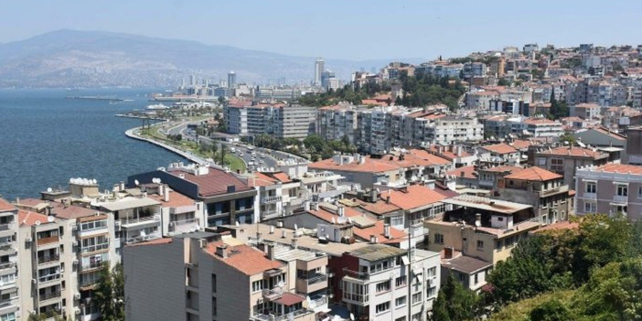 İzmir şaşırtmaya devam ediyor: Kış ortasında yaz geliyor!