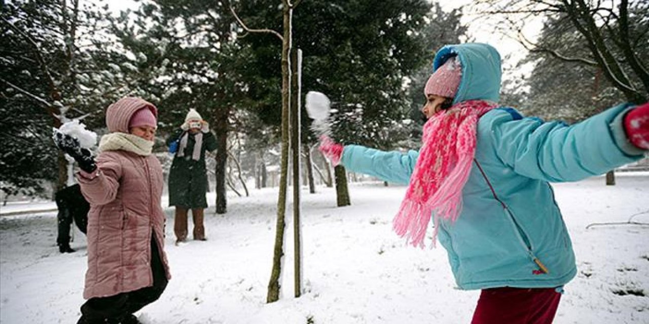 Bugün okullar tatil mi? Hangi illerde okullar tatil?