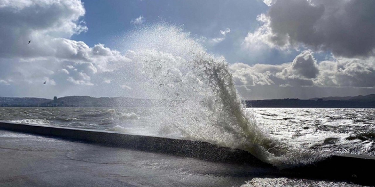 İstanbul'a fırtına uyarısı