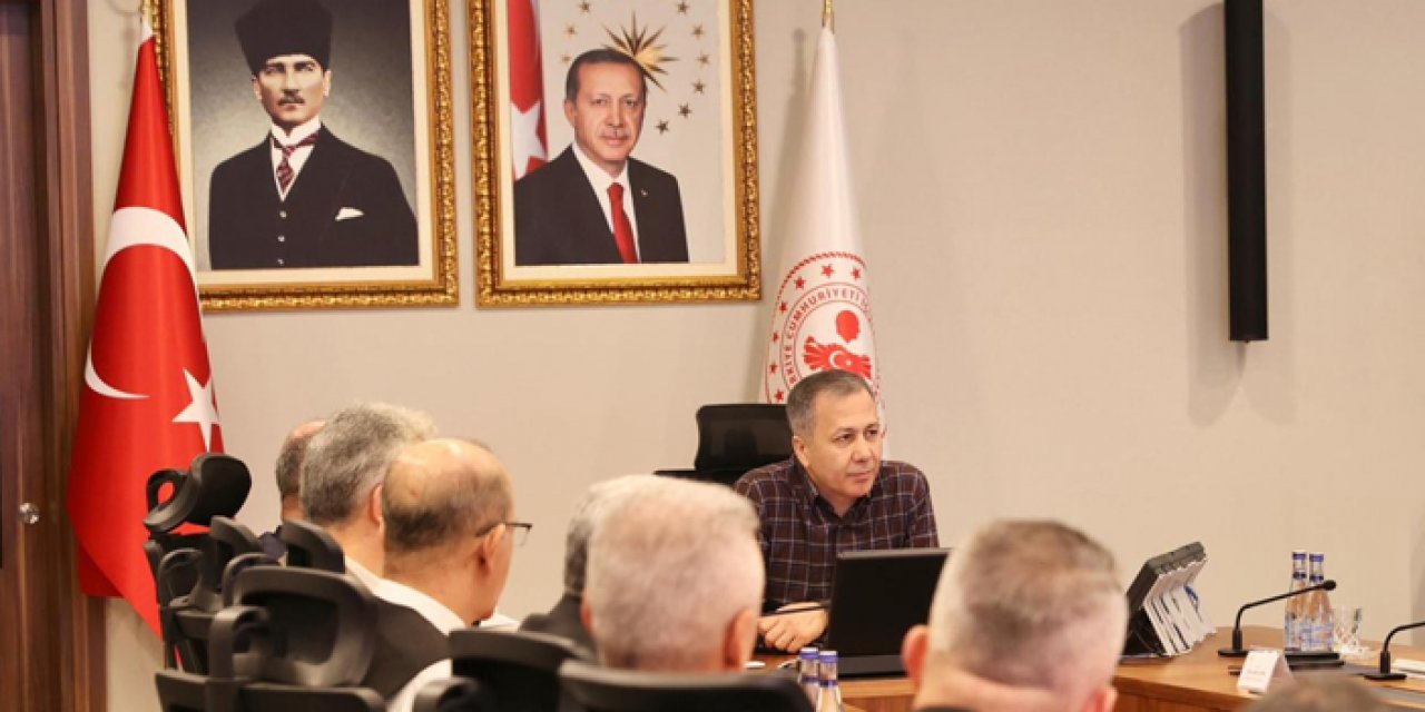 İçişleri Bakanlığı’nda güvenlik ve istihbarat toplantısı yapıldı