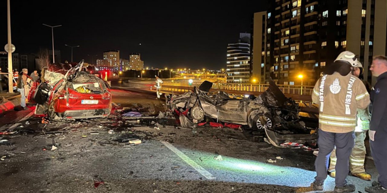 İstanbul’da feci kaza: 3 ölü, 1 yaralı