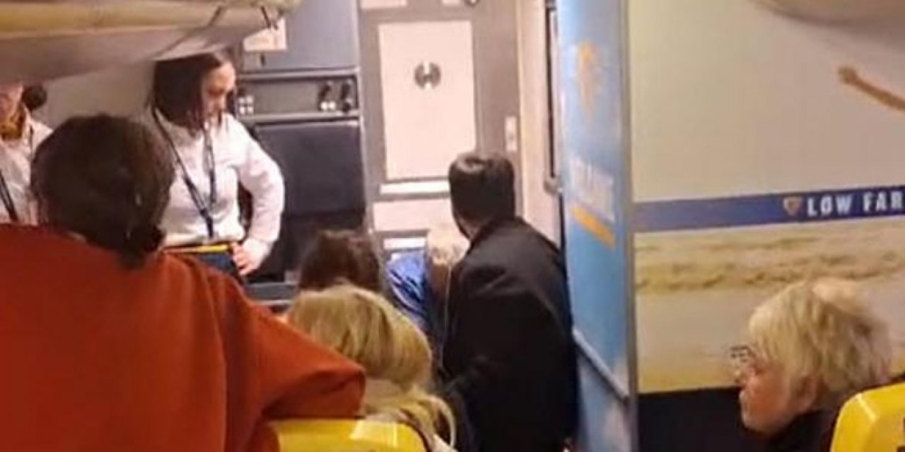 Uçakta kargaşa! Alkollü yolcu diğer yolculara saldırdı