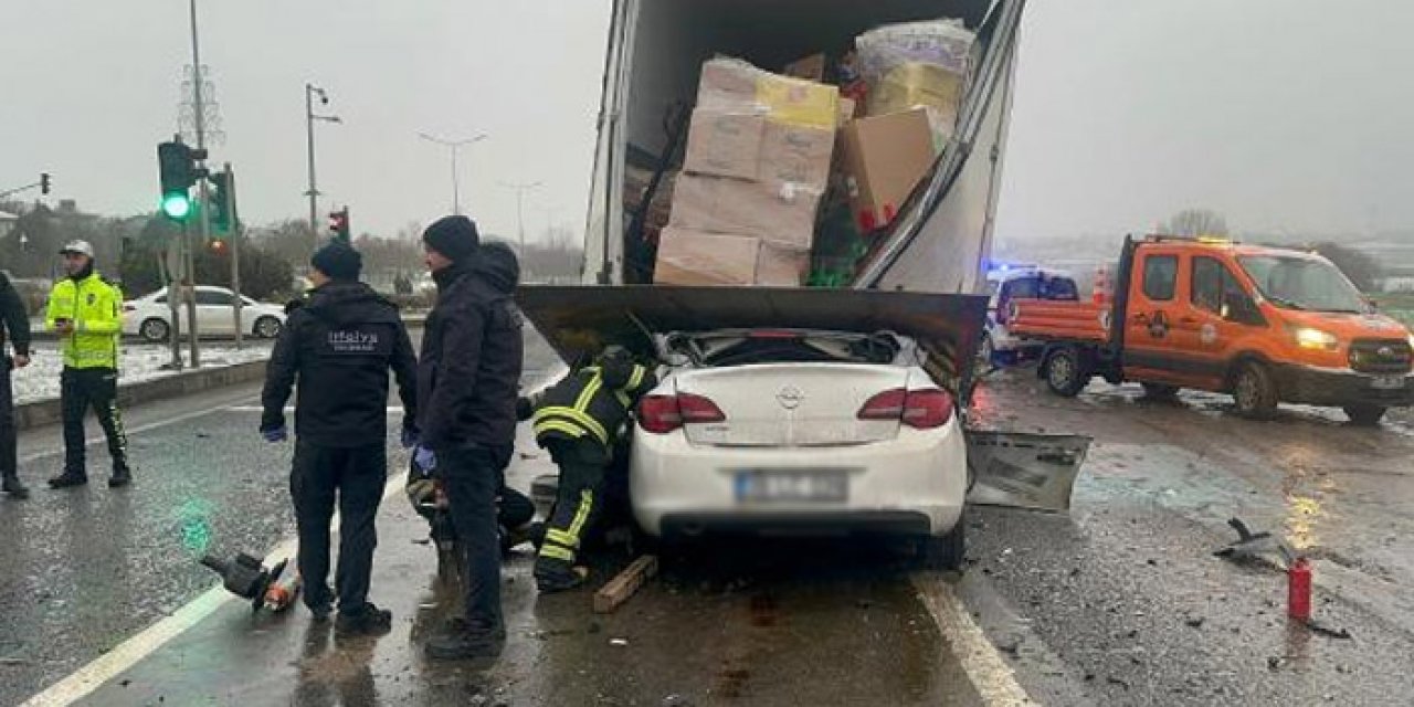 Kamyona arkadan çarptı: 17 yaşındaki sürücü hayatını kaybetti