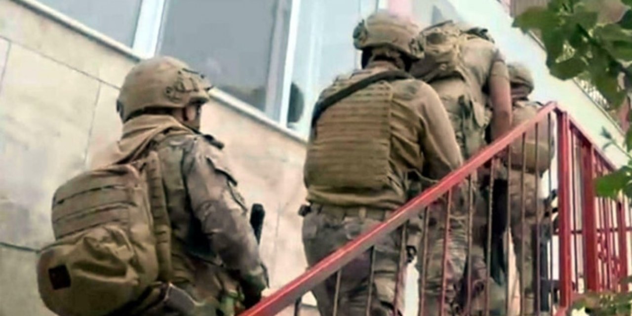 İzmir'de FETÖ operasyonu