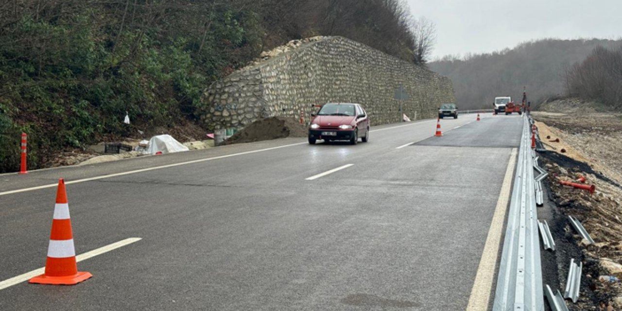Heyelan nedeniyle kapanan Bartın-Kastamonu kullanıma açıldı