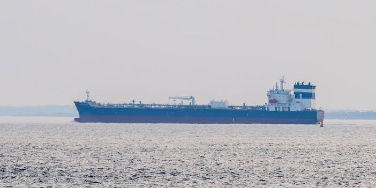 İzmir'e geliyordu: Gemiyle bağlantı kesildi