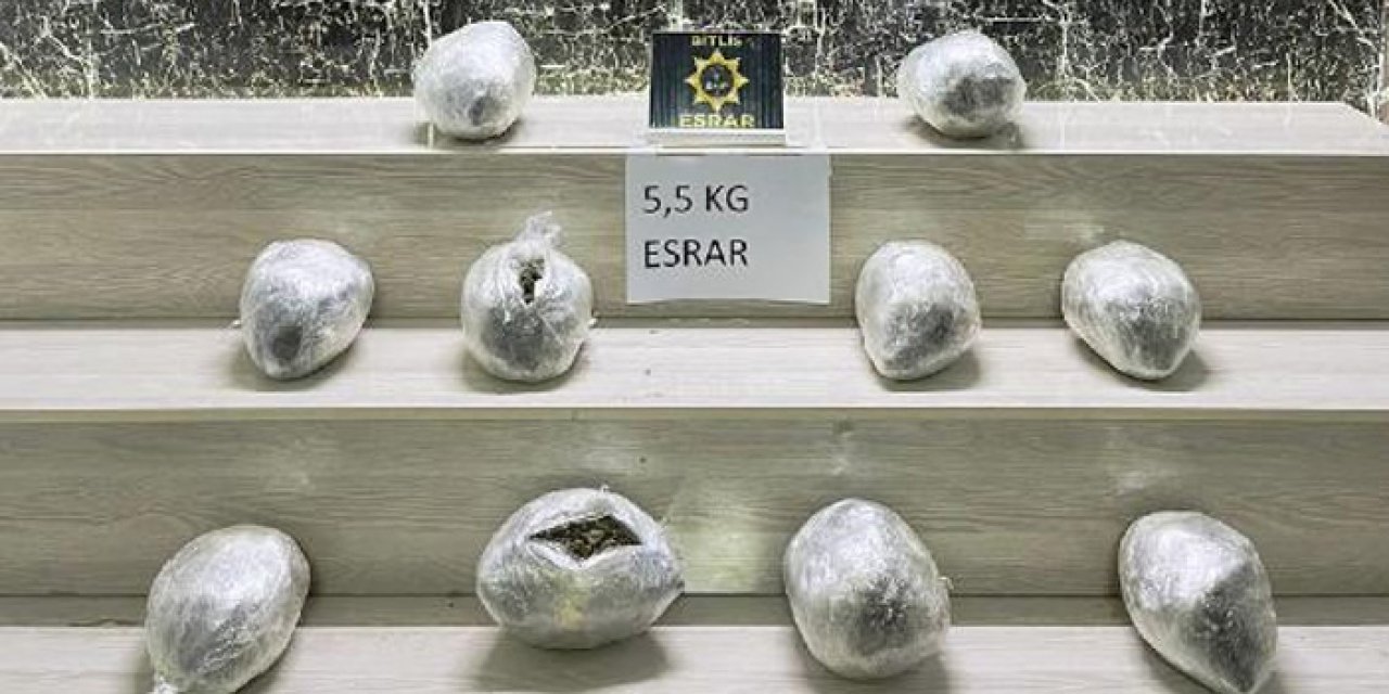 Takside 5 buçuk kilo uyuşturucu ele geçirildi