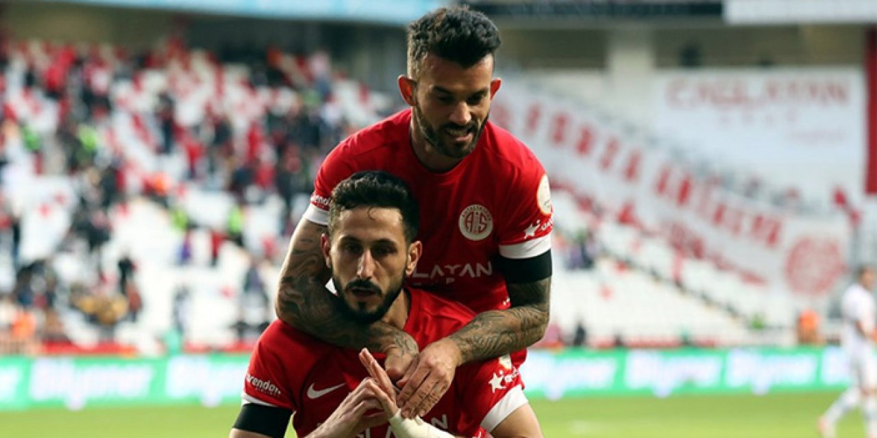 İsrailli futbolcu Sagiv Jehezkel gözaltına alındı