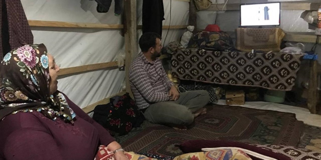 Yörük aile uzay yolculuğunu çadırda takip etti