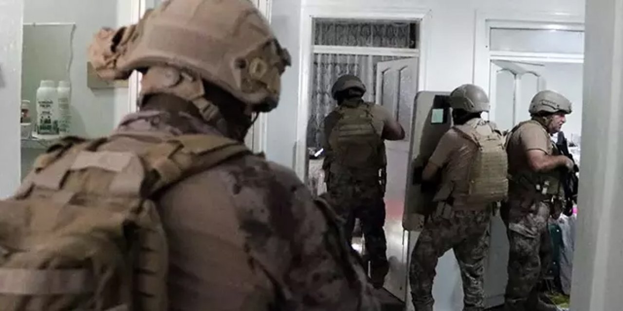 Bakan Yerlikaya duyurdu: Interpol tarafından aranan 42 şahıs yakalandı!