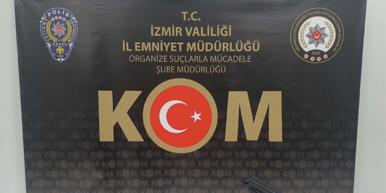 İzmir'de silah kaçakçılığı operasyonu! 2 kişi tutuklandı
