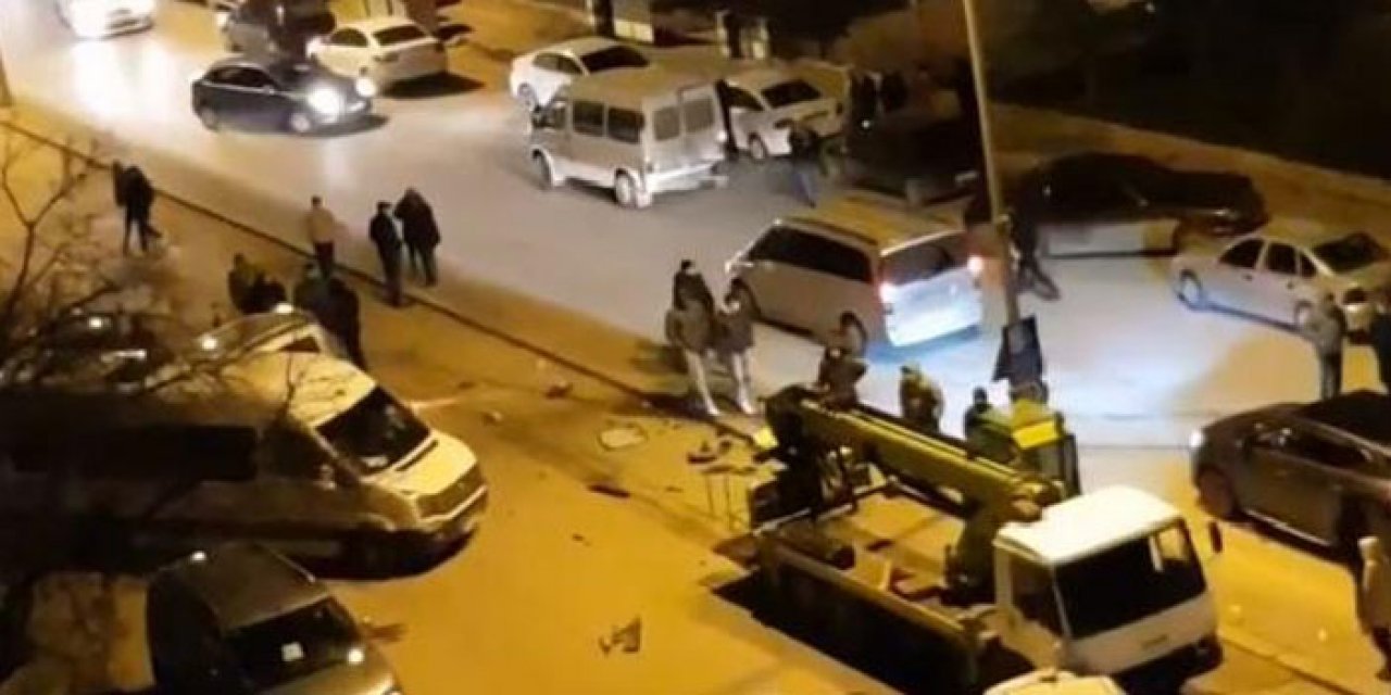 Ankara'da dehşet anları: Freni patlayan kamyonet 10 araca çarptı