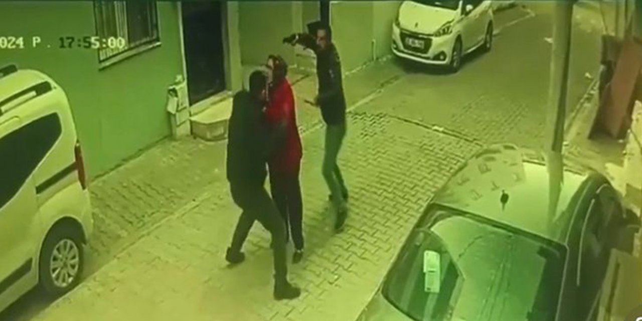 İzmir'de kanlı düello: Kadını canlı kalkan olarak kullandı!