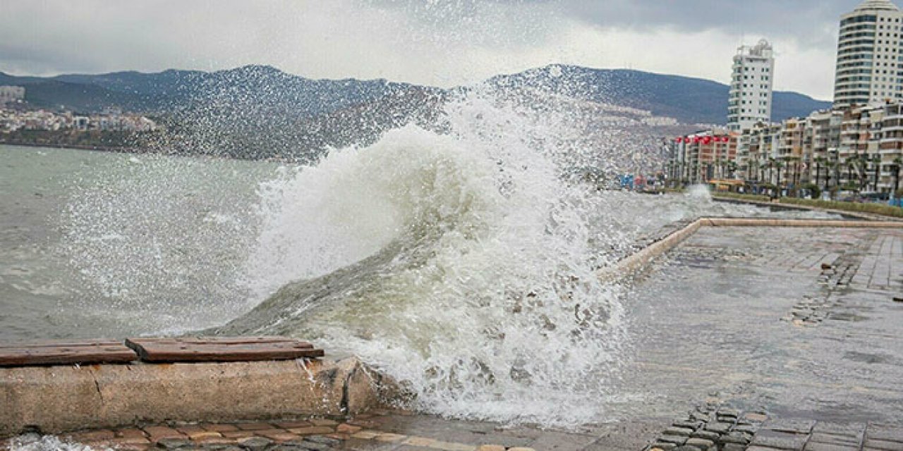 Meteoroloji'den açıklama: Ege Denizi'nde yarın kuvvetli fırtına etkili olacak