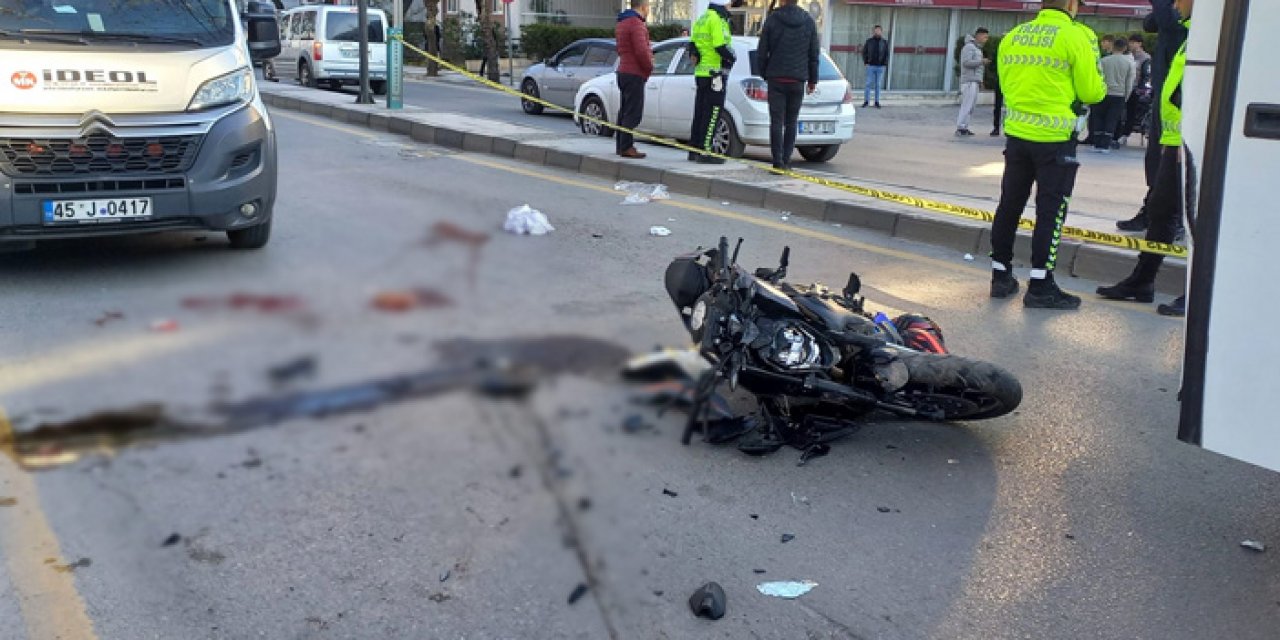 Manisa'da feci kaza: 2 kişi yaralandı