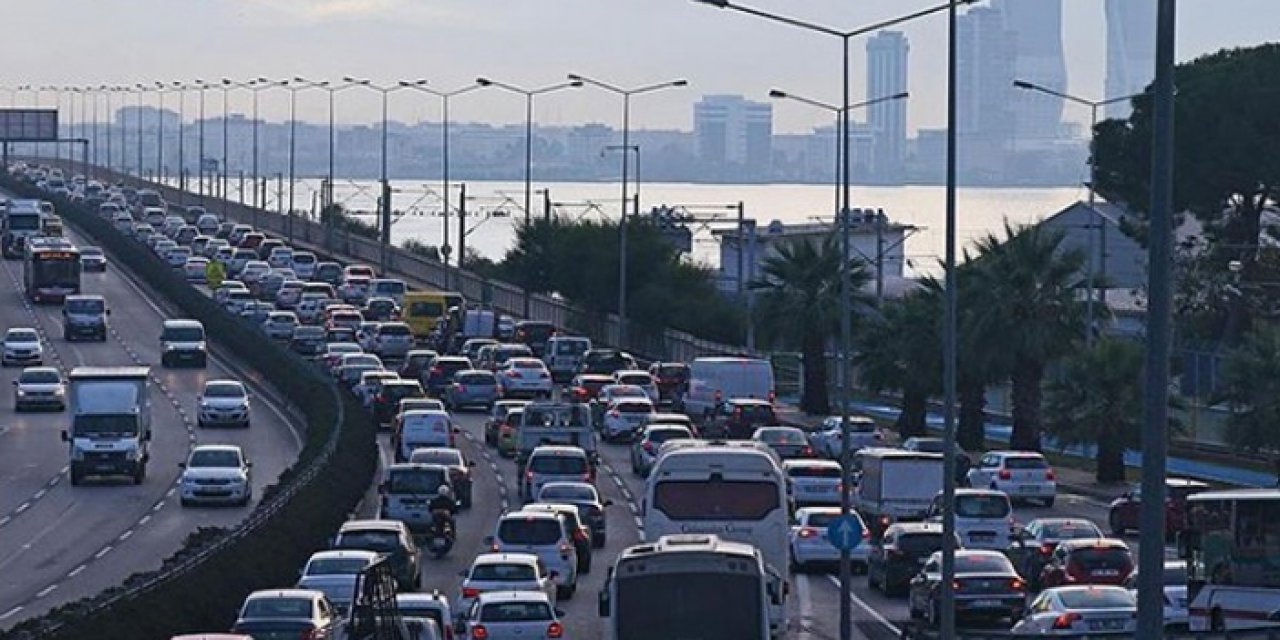 İzmirliler dikkat! O gün trafik kitlenecek: 2 açılış töreni var!