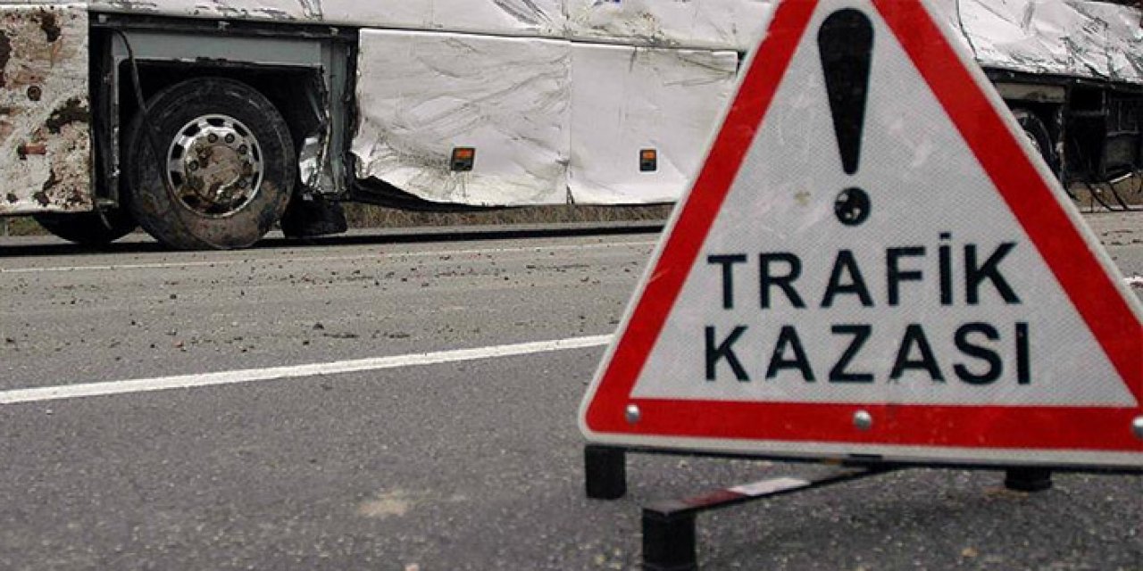 40 yolcunun bulunduğu otobüs kaza yaptı