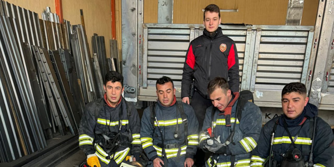 Konya'da yangın! İtfaiye ekipleri güvercinleri kurtardı